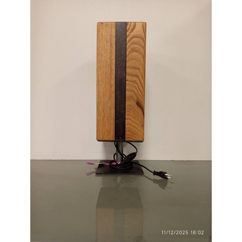 LAMPE ARTISANALE DE CRÉATEUR EN FER BOIS RÉSINE
