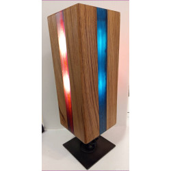 LAMPE ARTISANALE DE CRÉATEUR EN FER BOIS RÉSINE