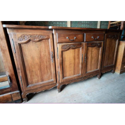 BUFFET 4 PORTES + 2 TIROIRS EN CHÊNE SCULPTÉ