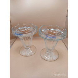 LOT DE 2 COUPES à GLACE...
