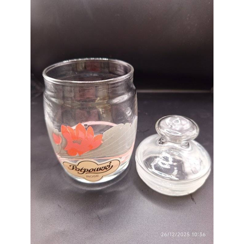 POT à POT-POURRI EN VERRE AVEC COUVERCLE – MOTIF ROSE