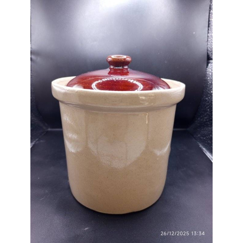 POT EN CéRAMIQUE AVEC COUVERCLE