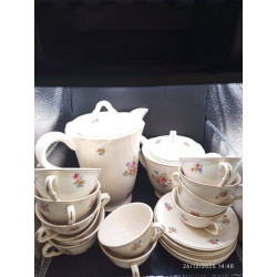 SERVICE à CAFé– INCOMPLET...