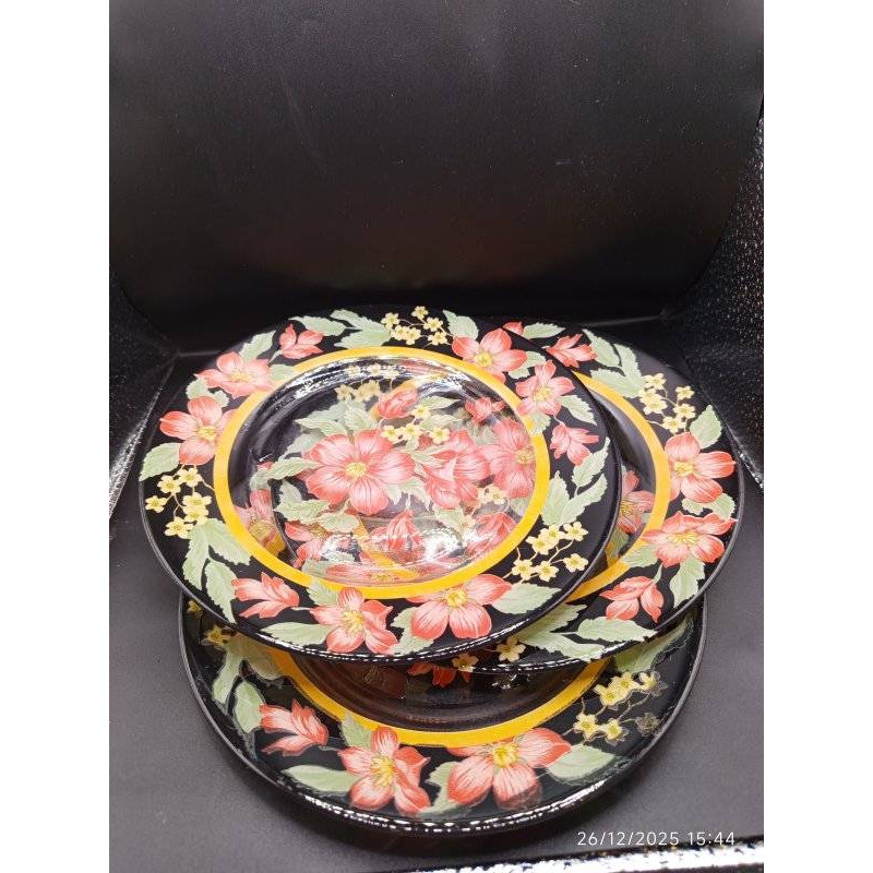 3 ASSIETTES DéCOR FLORAL