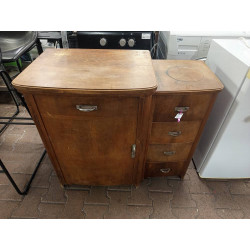 ANCIENNE MACHINE À COUDRE...