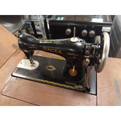 ANCIENNE MACHINE À COUDRE SINGER AVEC MEUBLE EN BOIS