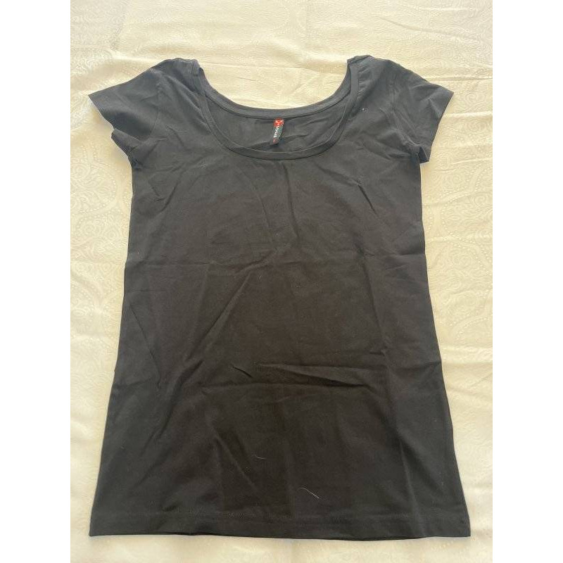 TSHIRT LEGER DECOLLETE CARRE